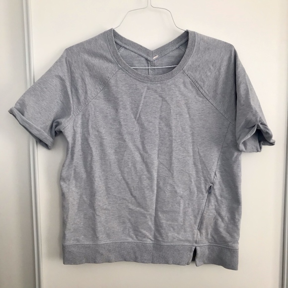 lululemon athletica Tops - Lululemon Grey Short Sleeve Sweater T Shirt Size 8